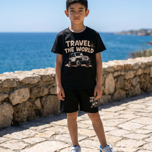 Black Travel the World T-shirt